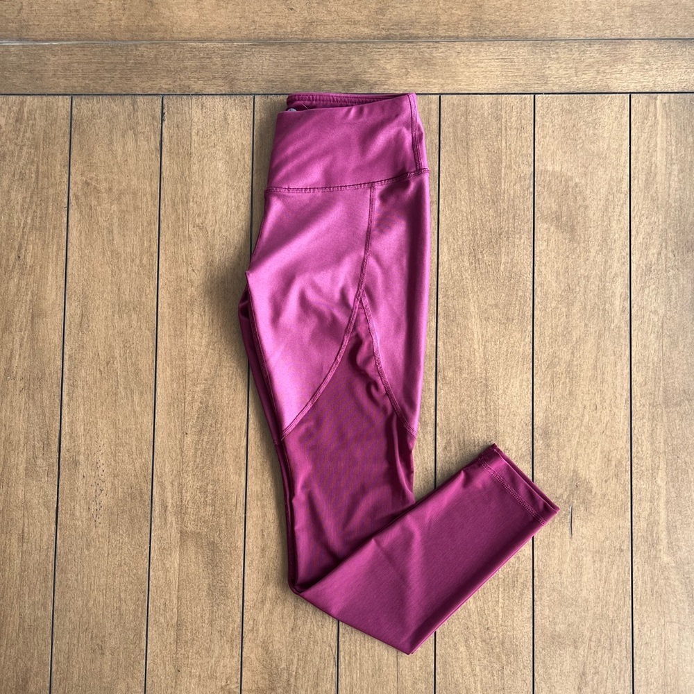 90 Degree Reflex Maroon Leggings
